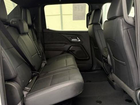 Used 2025 Chevrolet Silverado EV LT AWD/4WD image 26