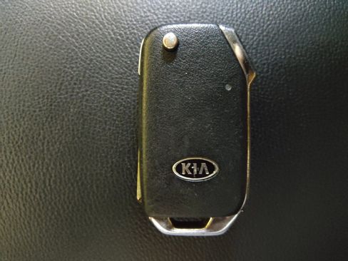 Used 2021 Kia Soul LX FWD image 32
