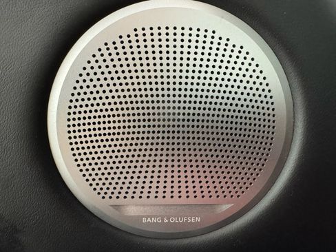 Used 2018 BMW X6 M image 25