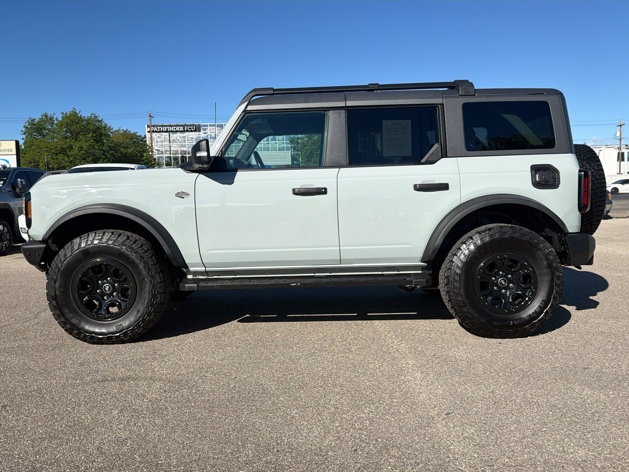 Used 2022 Ford Bronco Wildtrak AWD/4WD image 2