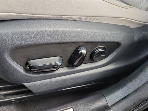 Used 2023 Lexus UX 250h FWD w/ Premium Package image 9