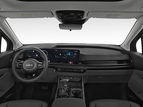 Used 2024 Kia Carnival SX Prestige FWD image 3