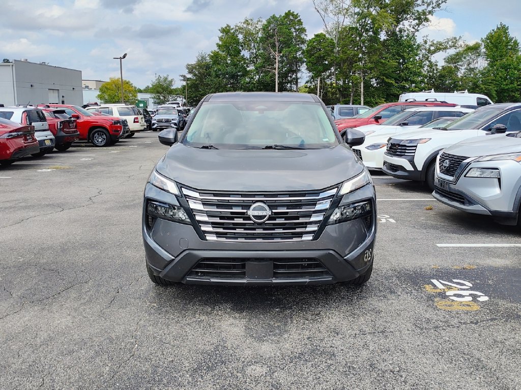 Used 2025 Nissan Rogue SV FWD image 7