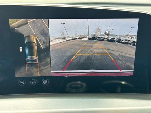 New 2025 Cadillac Lyriq Luxury image 19