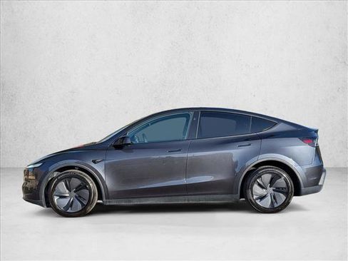 Used 2026 Tesla Model Y Long Range AWD/4WD image 9