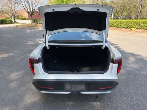 Used 2025 Kia K4 LXS image 21