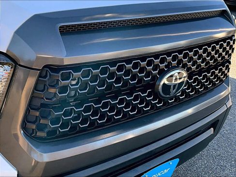 Used 2021 Toyota Tundra SR image 31