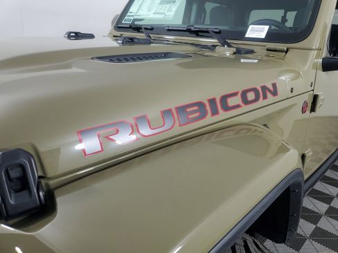 New 2026 Jeep Gladiator Rubicon w/ Safety Group AWD/4WD image 11