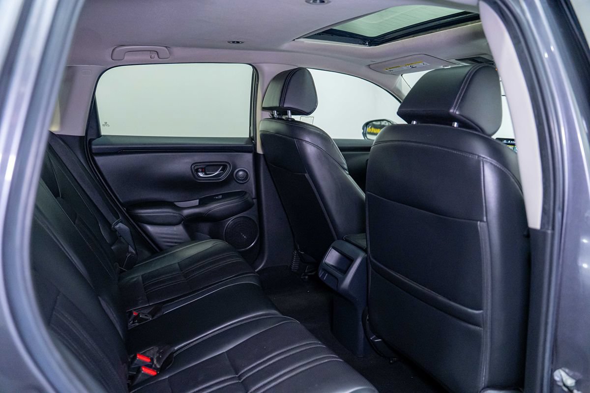 Used 2023 Honda HR-V EX-L image 16