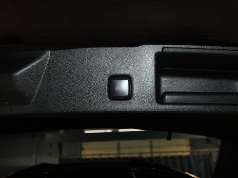 Used 2024 Ford Escape ST-Line w/ Tech Pack #1 AWD/4WD image 34