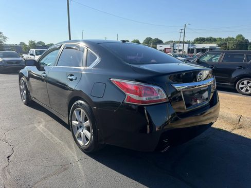 Used 2015 Nissan Altima 2.5 S w/ Power Driver Seat Package FWD image 5