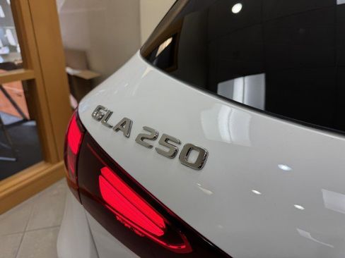 Certified 2025 Mercedes-Benz GLA 250 image 22