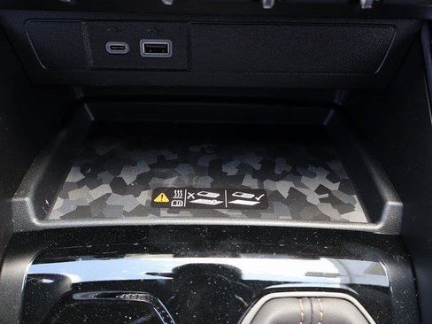 New 2025 GMC Canyon AT4 w/ Nightfall Edition image 33