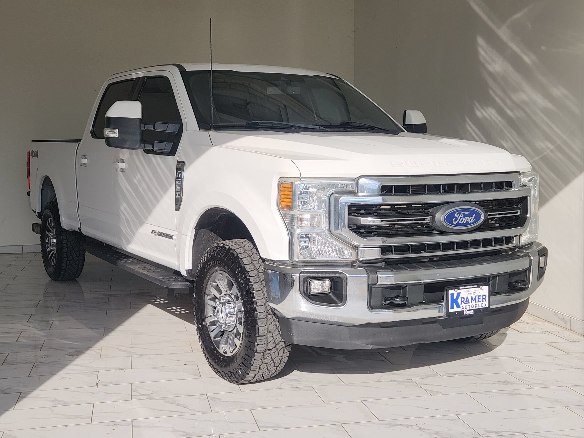 Used 2022 Ford F250 Lariat w/ Lariat Value Package AWD/4WD image 3