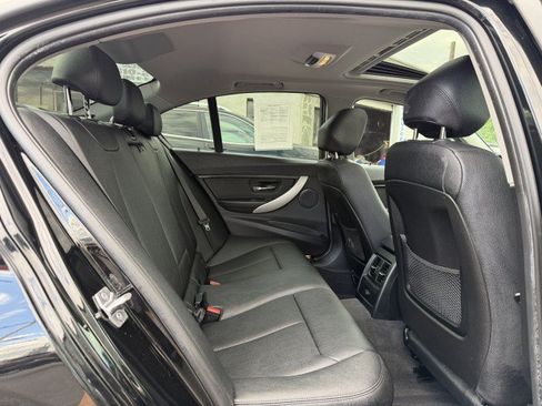 Used 2016 BMW 320i Sedan RWD image 16