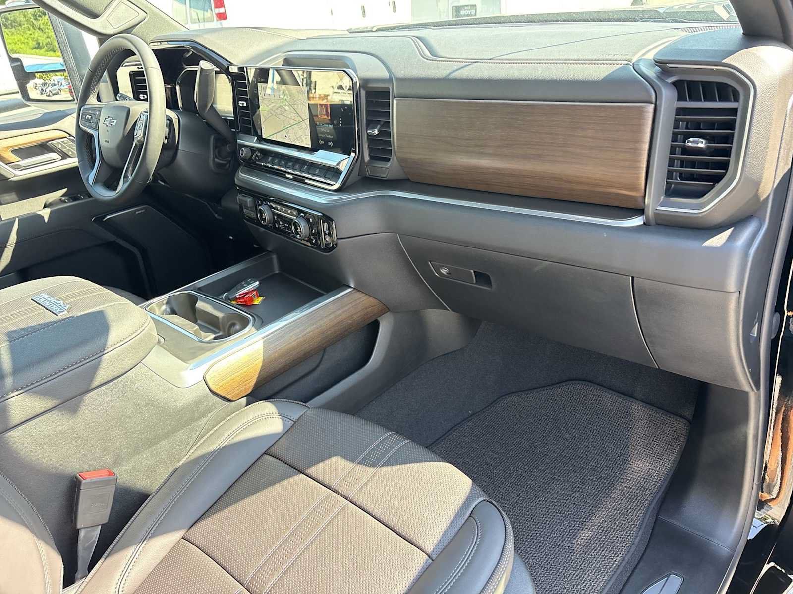 New 2026 Chevrolet Silverado 2500 High Country w/ Midnight Edition AWD/4WD image 29