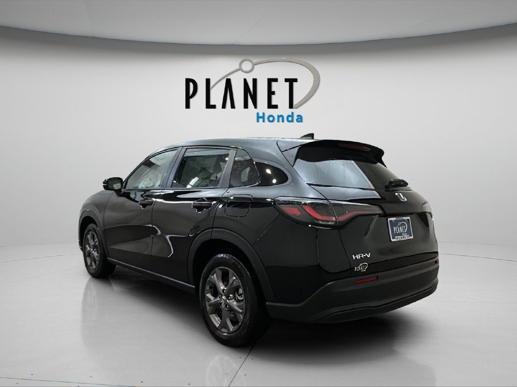 New 2027 Honda HR-V LX image 6
