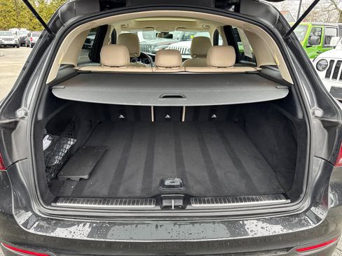 Used 2021 Mercedes-Benz GLC 300 4MATIC image 34