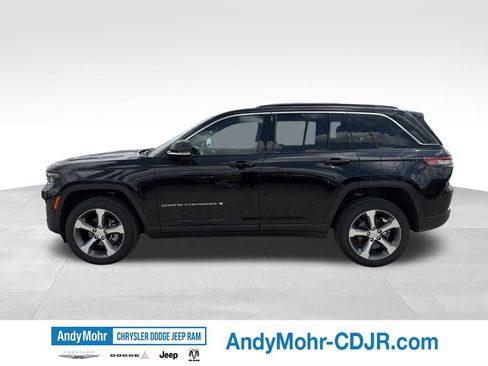 Used 2024 Jeep Grand Cherokee Limited AWD/4WD image 4