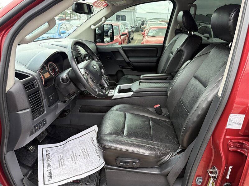 Used 2013 Nissan Titan S AWD/4WD image 10