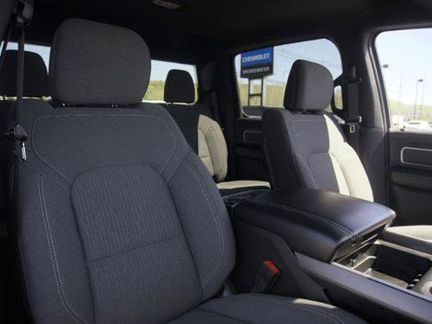 Used 2021 RAM 1500 Big Horn AWD/4WD image 25