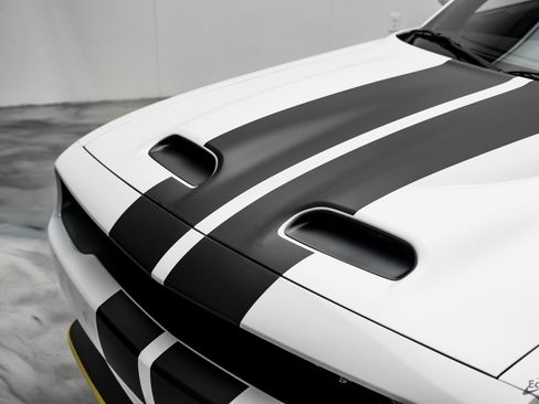 Used 2023 Dodge Challenger SRT Hellcat w/ Driver Convenience Group image 29