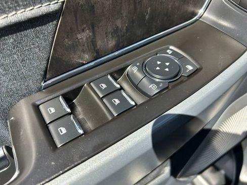 Used 2023 Ford F150 Lariat w/ Equipment Group 502A High AWD/4WD image 37