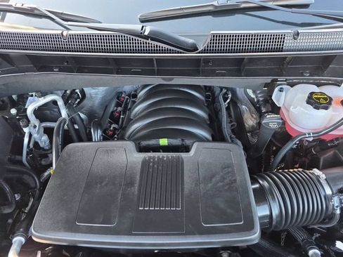 Used 2026 Chevrolet Silverado 1500 High Country AWD/4WD image 38
