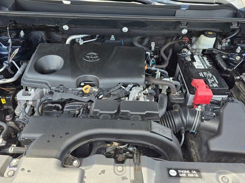 Used 2021 Toyota RAV4 XLE Premium FWD image 12