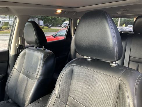 Used 2018 Nissan Rogue SL w/ Premium Package AWD/4WD image 23