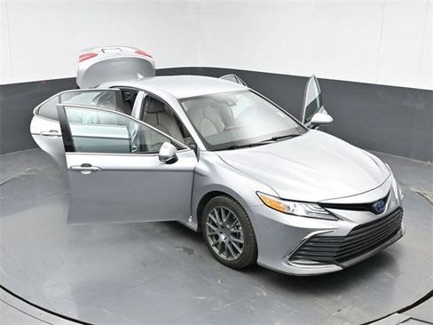 Used 2023 Toyota Camry XLE image 50