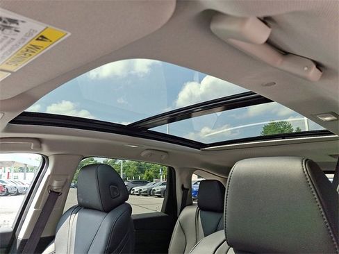 Certified 2025 Acura MDX SH-AWD image 15