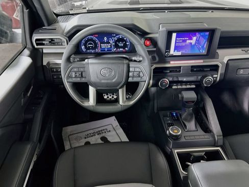 Certified 2025 Toyota Tacoma TRD Sport AWD/4WD image 18