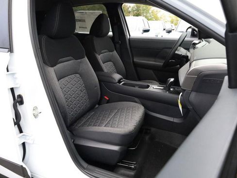 New 2026 Nissan Kicks SV image 24