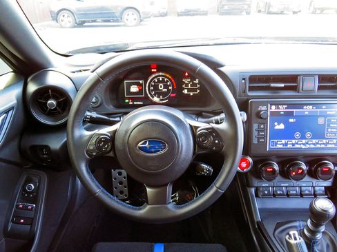 Used 2024 Subaru BRZ tS image 20