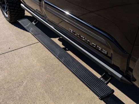 Used 2022 Ford F150 Lariat w/ Equipment Group 502A High image 40