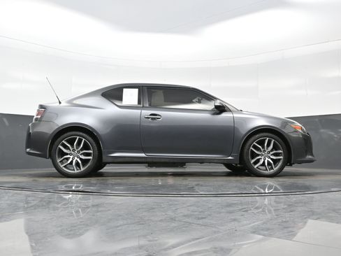 Used 2015 Scion tC image 29