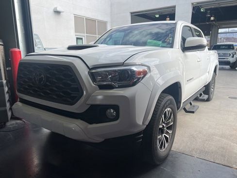 Certified 2022 Toyota Tacoma TRD Sport w/ Technology Package image 1