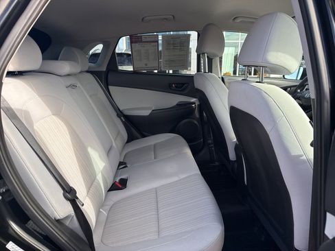 Used 2022 Hyundai Kona SEL image 26