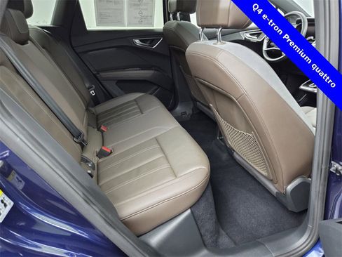 Used 2022 Audi Q4 e-tron Premium image 23