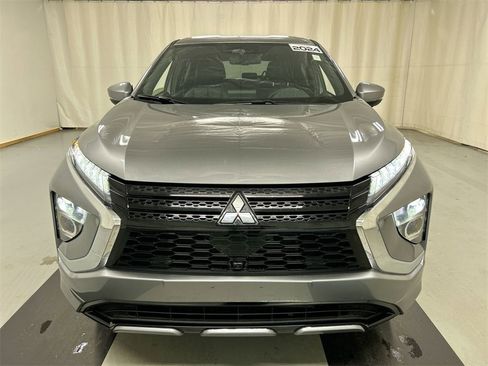 Used 2024 Mitsubishi Eclipse Cross SEL image 3