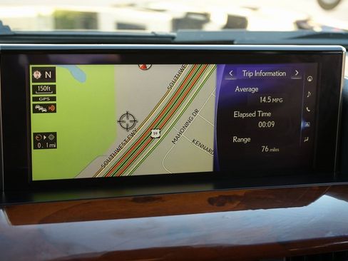 Used 2017 Lexus LX 570 4WD image 15