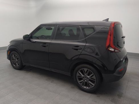 Used 2020 Kia Soul EX FWD image 3