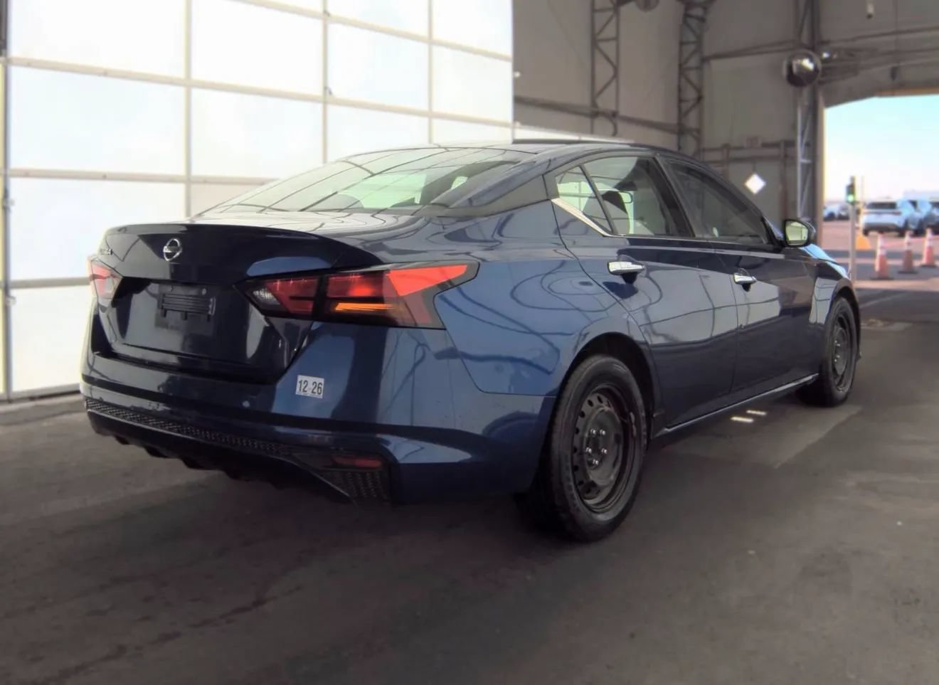 Used 2022 Nissan Altima 2.5 S FWD image 4