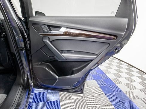 Used 2019 Audi Q5 2.0T Premium Plus w/ Premium Plus Package image 13