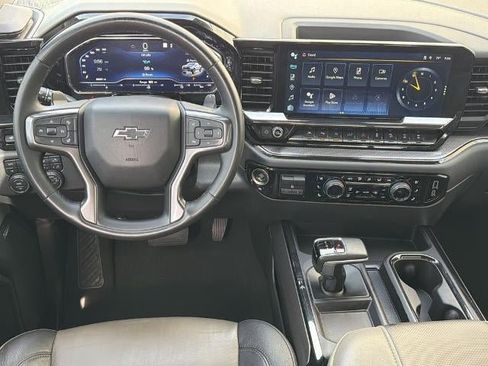 Used 2023 Chevrolet Silverado 1500 ZR2 w/ Technology Package AWD/4WD image 23