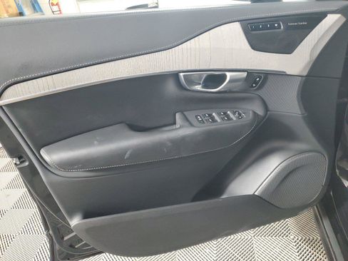 Certified 2024 Volvo XC90 T8 Ultimate w/ Protection Package AWD/4WD image 18