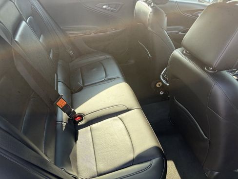 Used 2016 Chevrolet Malibu LT w/ Leather Package FWD image 23