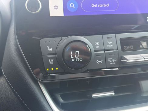 Certified 2024 Toyota Grand Highlander FWD image 26