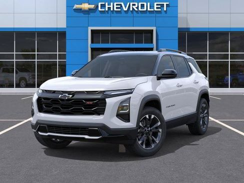 Used 2026 Chevrolet Equinox RS AWD/4WD image 6